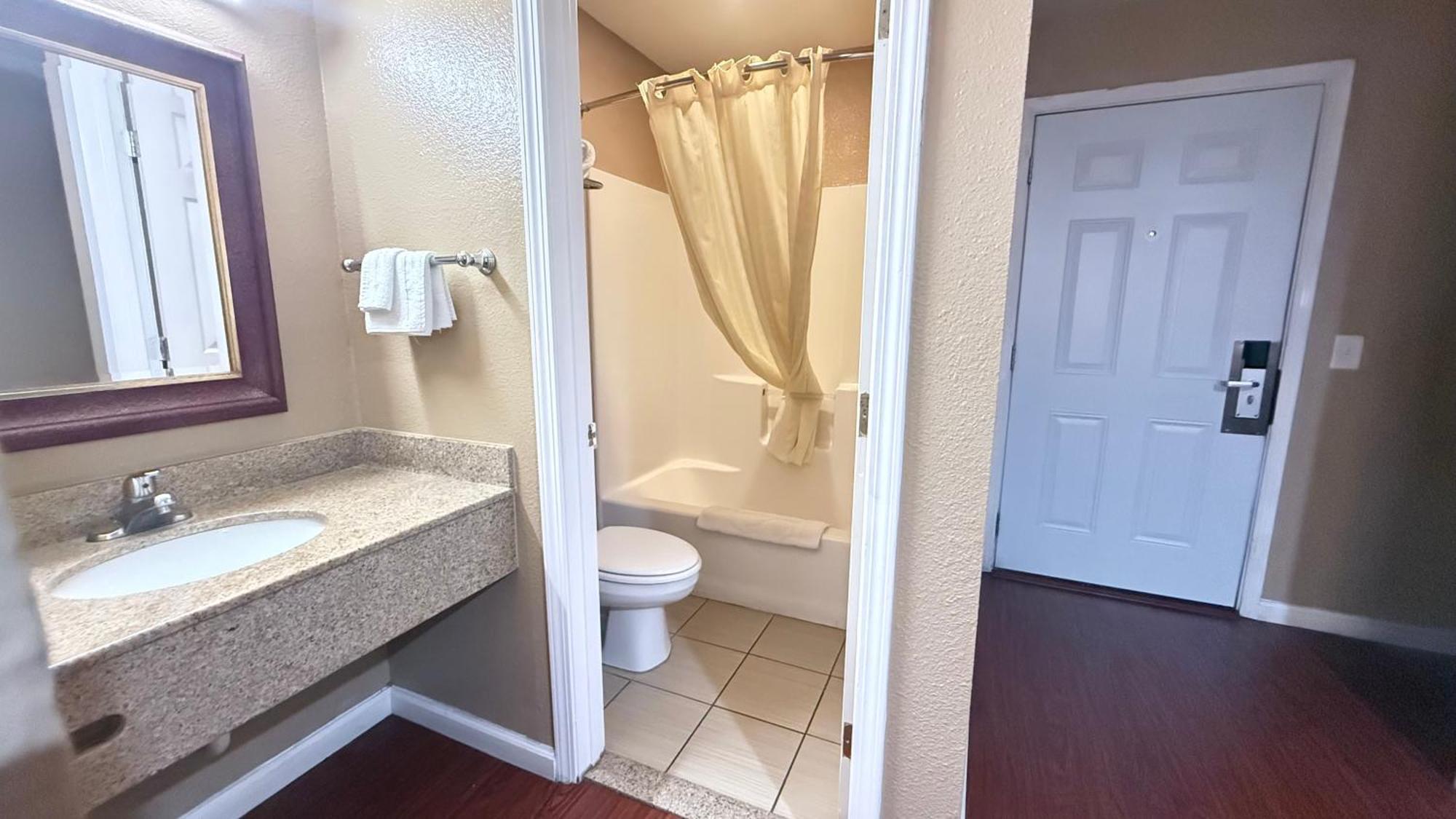 Valley Inn Watsonville Zewnętrze zdjęcie