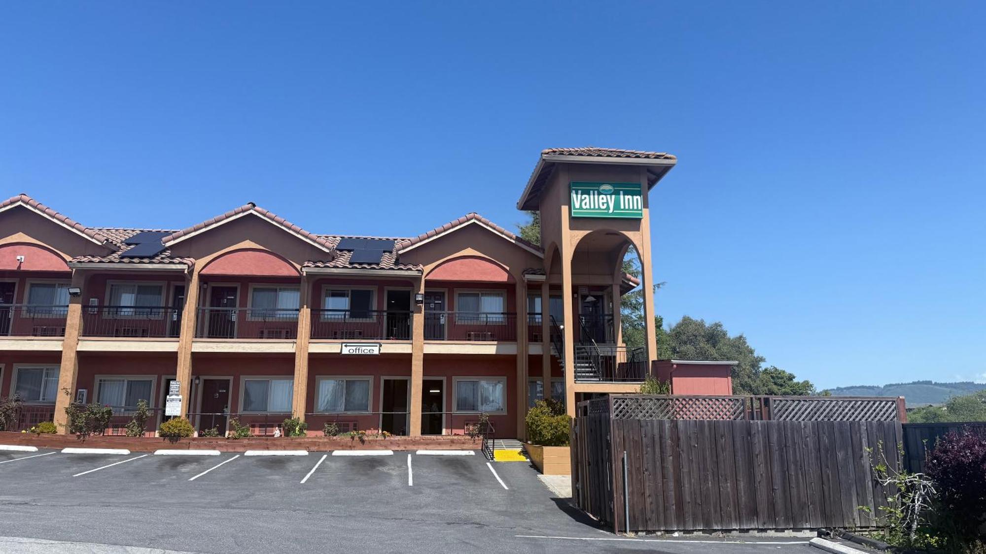 Valley Inn Watsonville Zewnętrze zdjęcie